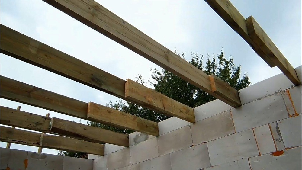 Сращивание досок по длине для балок перекрытия